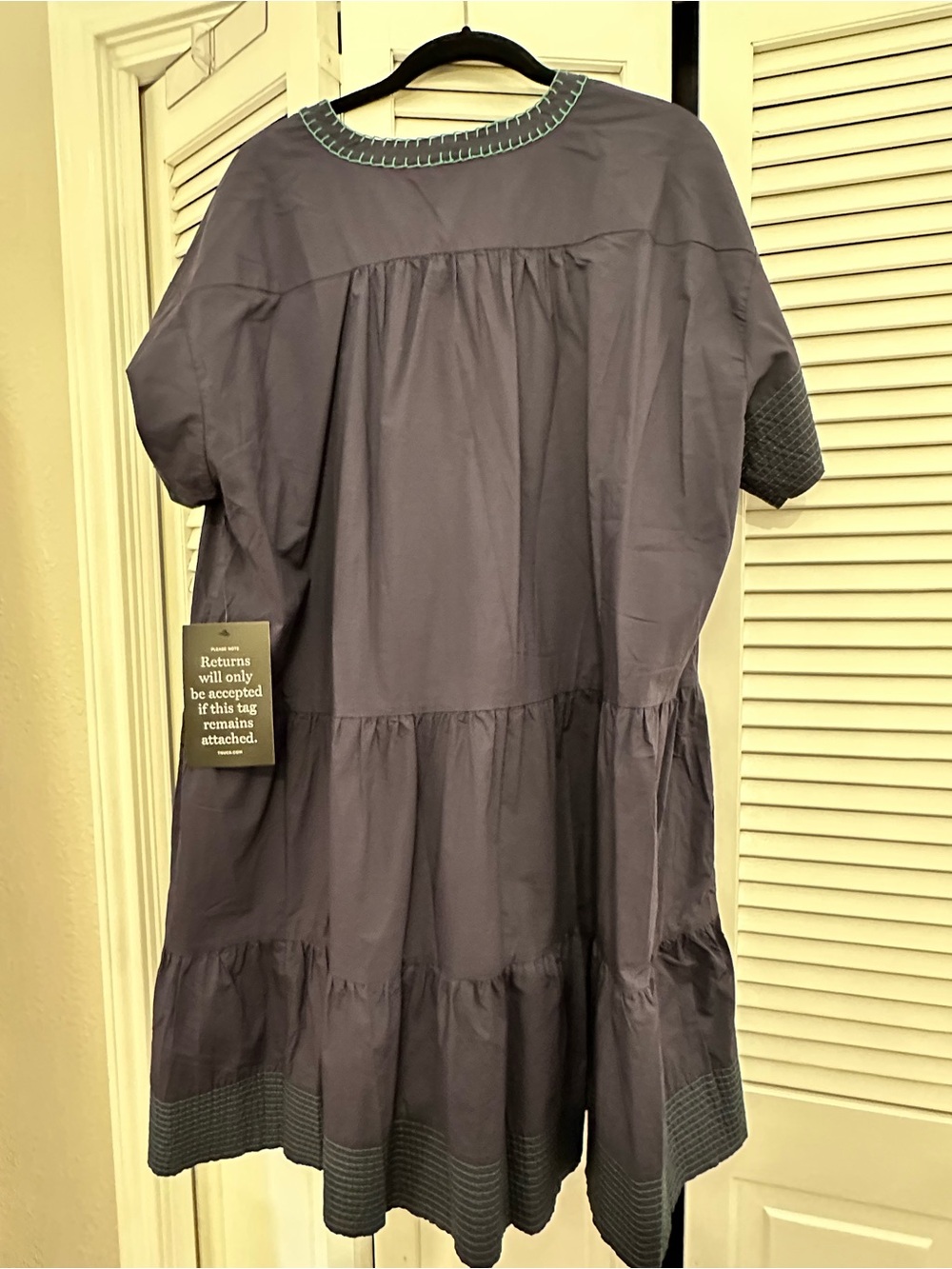 Pomander Place by Tuckernuck Kinsley Dress Navy Tiered Short Sleeve Dress - Picture 6 of 6